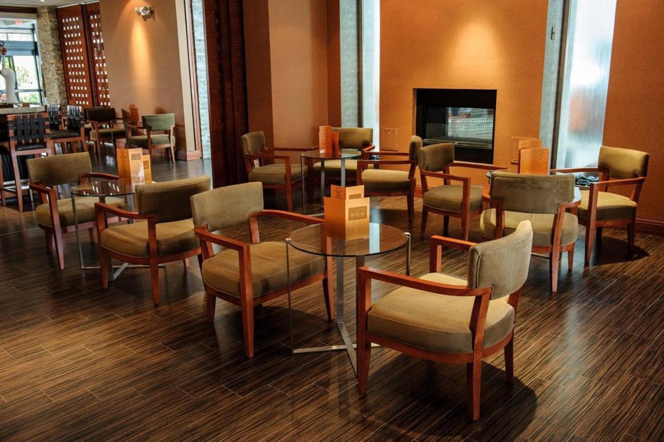 Holiday Inn Plainview-Long Island By Ihg Exterior foto